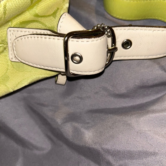 Coach Vintage Y2K F06044 Lime Green Baguette/Bag - Picture 9 of 9